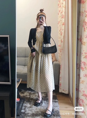 DFD v领收腰短款显瘦荷叶边俏皮黑色开衫空调衫女