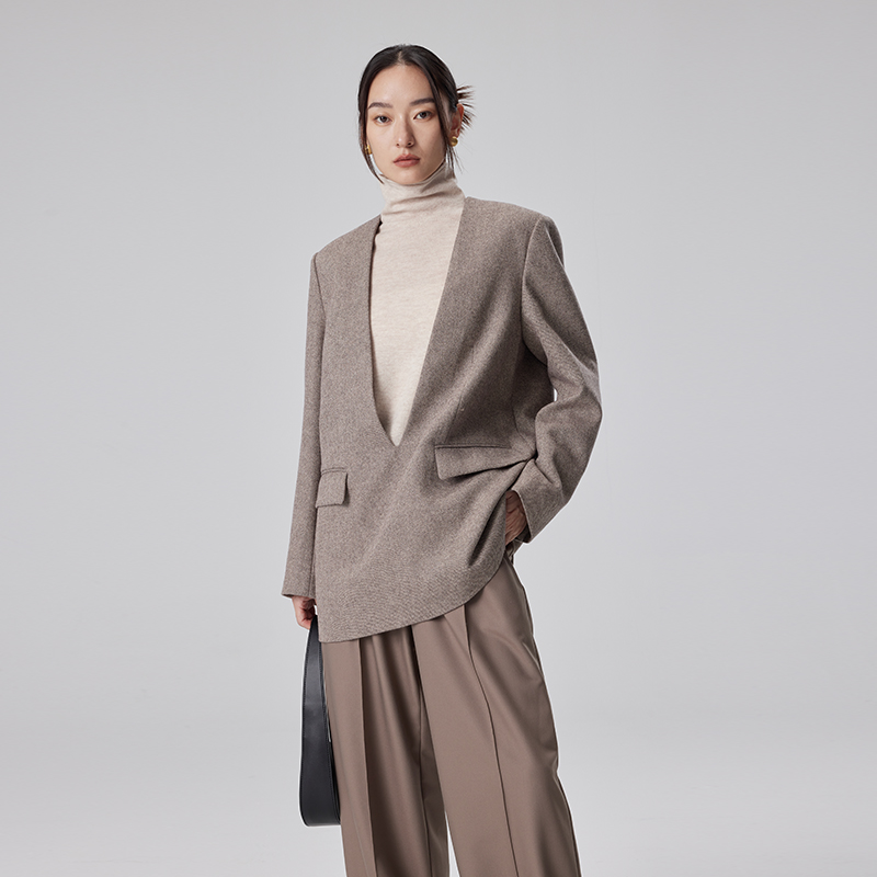 羊毛亮丝斜纹花呢复古套头西装