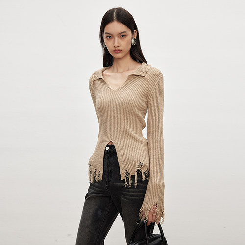 带子纱毛边修身POLO针织衫