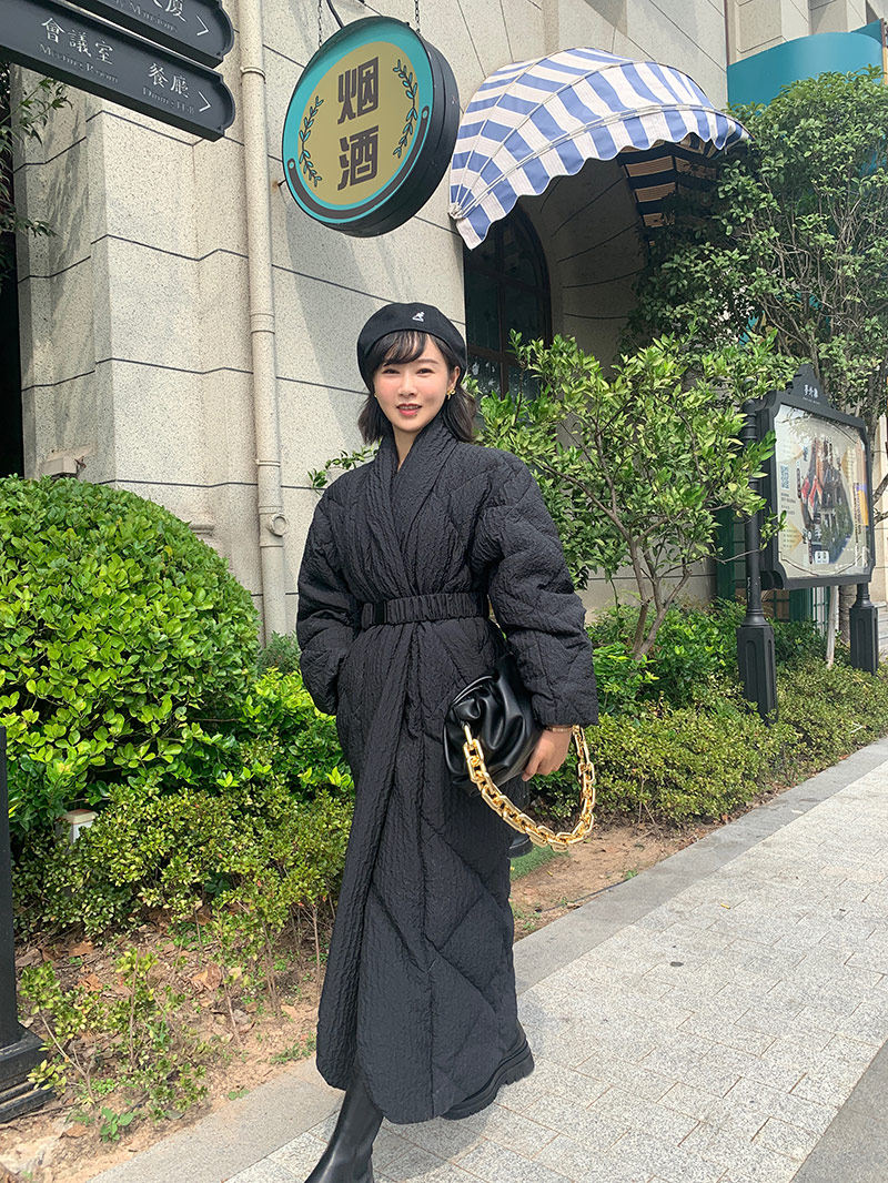 横店月娥2020新款明星气质长款睡袍风羽绒服男女同款可定制