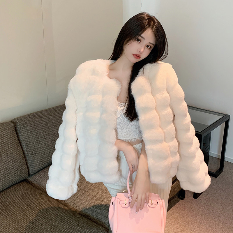 冬季高级感仿獭兔毛皮草外套女