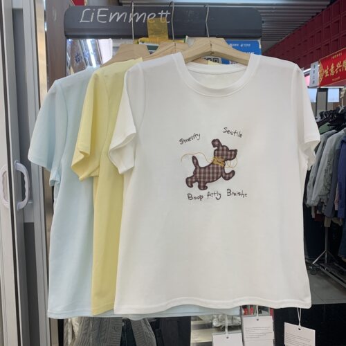 XDY仙碟缘短袖T恤女2026春夏刺绣卡通狗软糯正肩宽松显瘦短袖上衣