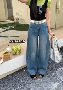 Aiyueniao爱月鸟8120欧货春款新品弹力显瘦休闲阔腿弯刀牛仔裤女
