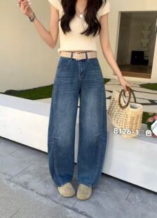 Aiyueniao爱月鸟8126欧货春款弹力显瘦休闲直筒阔腿弯刀牛仔裤女