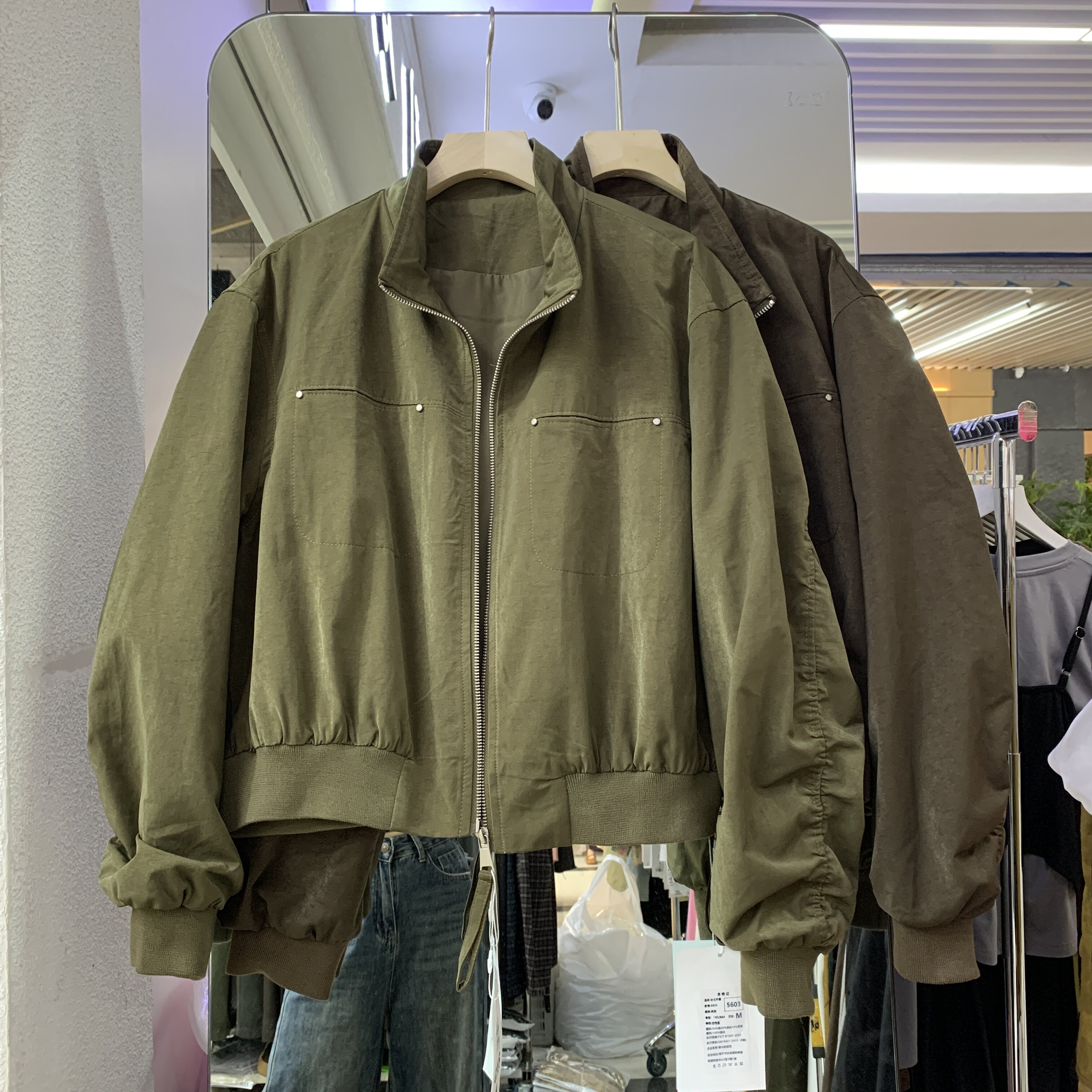 QXS5603欧货2026秋季新立领褶皱袖子宽松百搭休闲短外套夹克服女