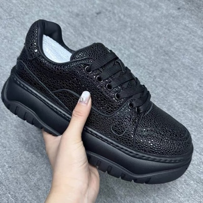 断码尾单珍珠鱼胖丁厚底板鞋微波轮大底轻盈橡木中底马来西亚鱼皮