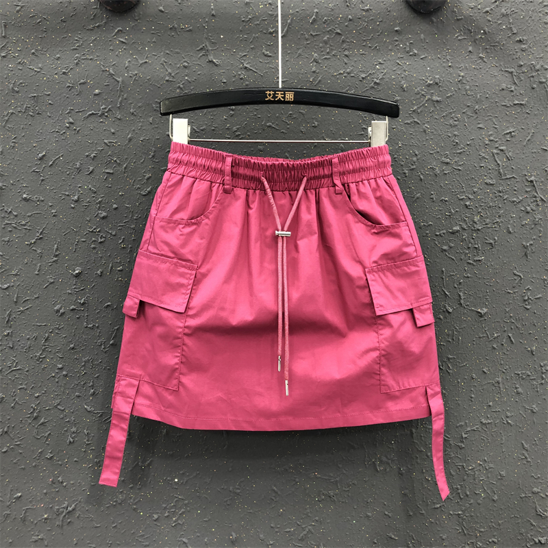 玫红色设计感休闲百搭a字短裙女