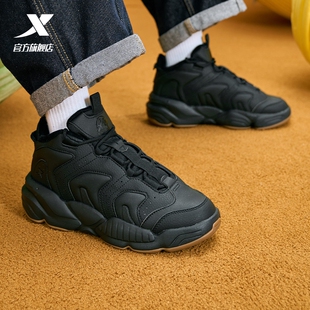 特步黑爷板鞋男加绒保暖休闲鞋运动鞋黑色冬季新款轻便百搭男鞋子