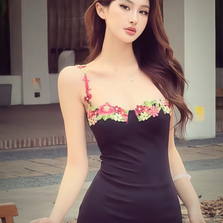 法式花朵刺绣吊带连衣裙