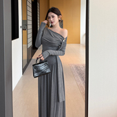 instahot甜辣斜肩飘带灰色连衣裙女2026春季 新款 轻奢宴会内搭长裙