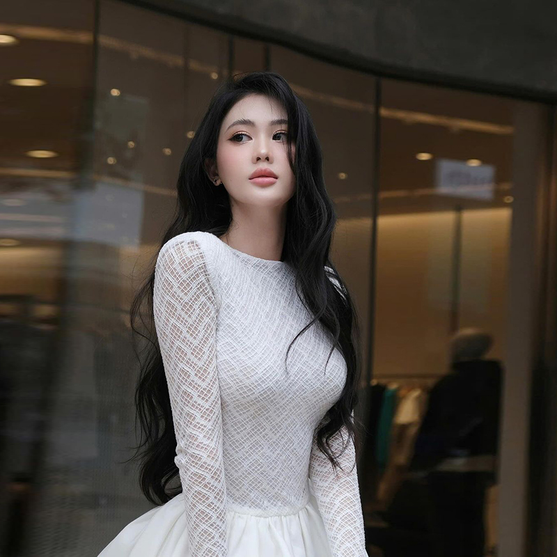 法式气质收腰长袖白色连衣裙