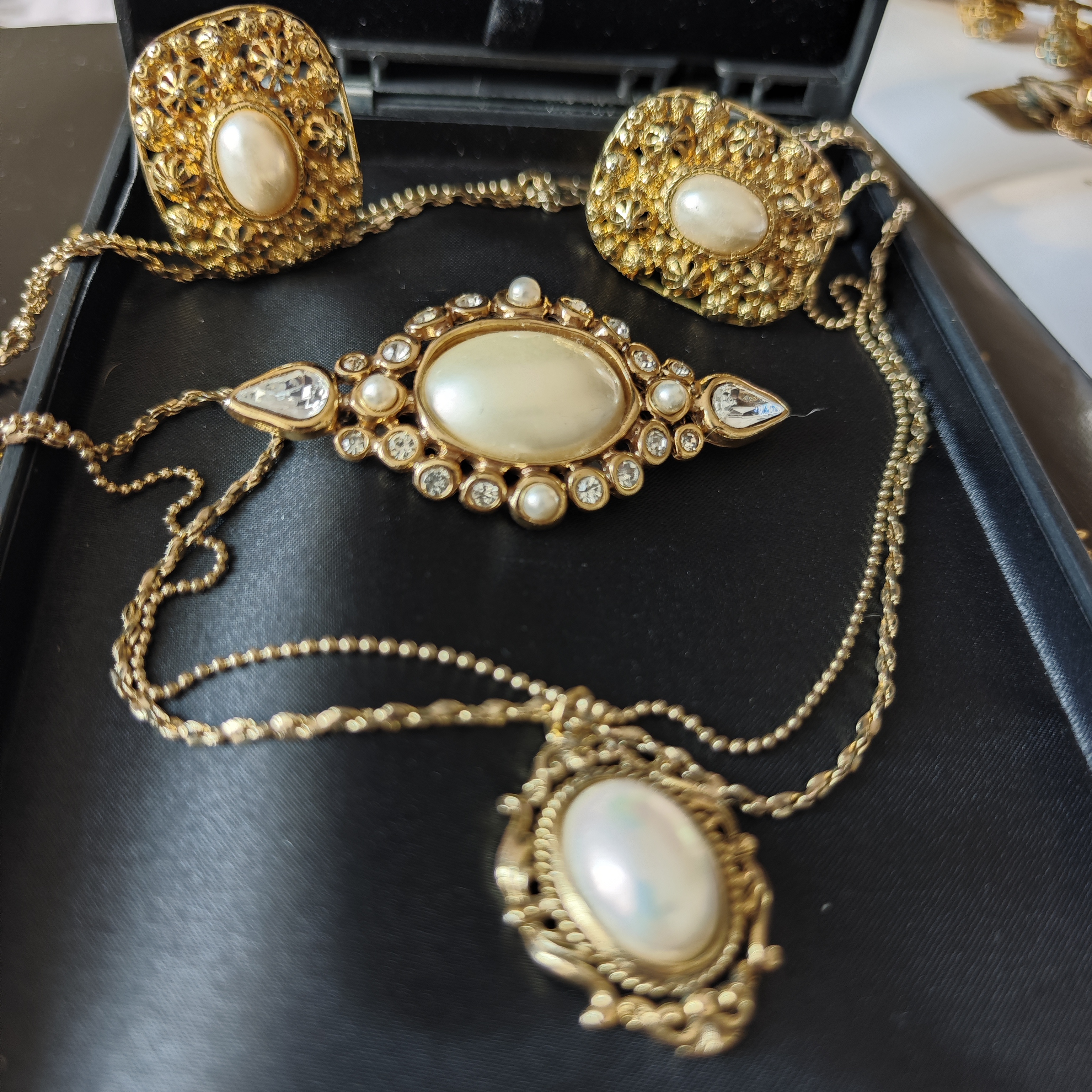 MMA博物馆贝母珍珠项链two sister珍珠耳夹vintage古董首饰