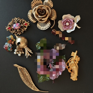 法产打标Paris手钥匙胸针西德west Germany琉璃胸针萝卜流苏胸针