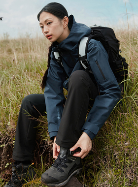 BLACKYAK/布来亚克 24秋冬新款女士户外GORE-TEX 3L冲锋衣FVW534