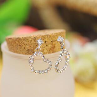 韩版 甜美简约镶钻镂空桃心耳钉女士名媛淑女百搭职场OL耳饰饰品