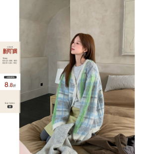 秋冬韩系少女通勤长毛拉毛拼色格纹V领毛衣开衫 CCKOK 女 现货