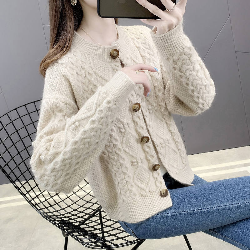 女士洋气小个子显瘦针织短外套