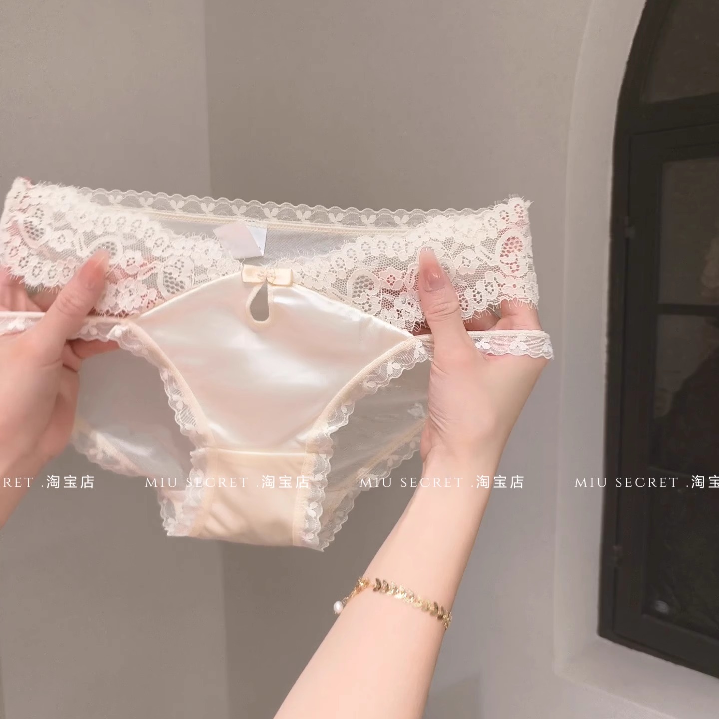 【月光爱神】蕾丝内裤女性感2025新款纯欲蝴蝶结小仙女低腰三角裤