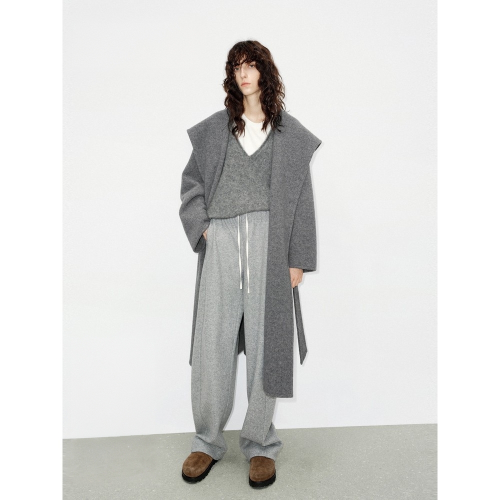 【MOCO奥莱】大衣美丽诺绵羊毛毛呢外套浴袍风附腰带