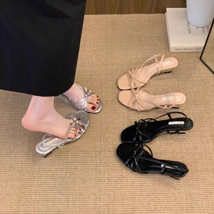 配裙子仙女绝美罗马凉鞋 小众银色坡跟高跟凉鞋 新款 子2025夏季 女鞋