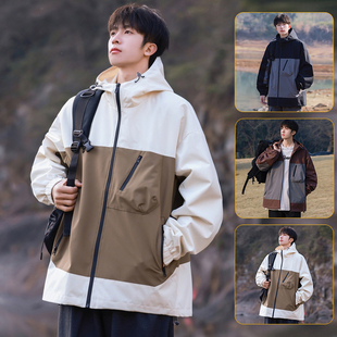 防风冲锋衣外套男款春秋季新款男士秋装上衣男生大童早秋连帽夹克