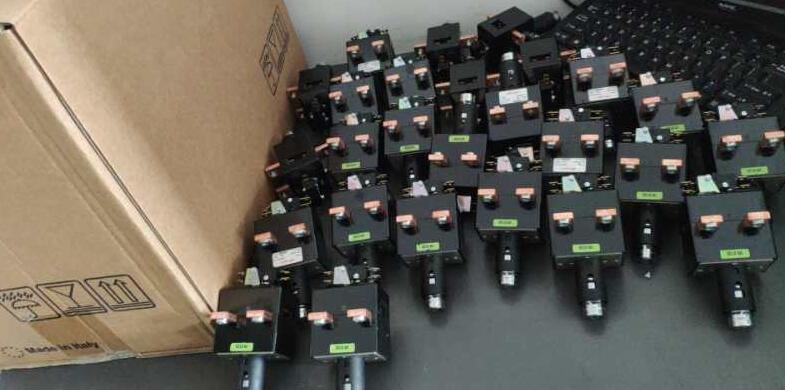 RT9420-0003-121Celesco传感器