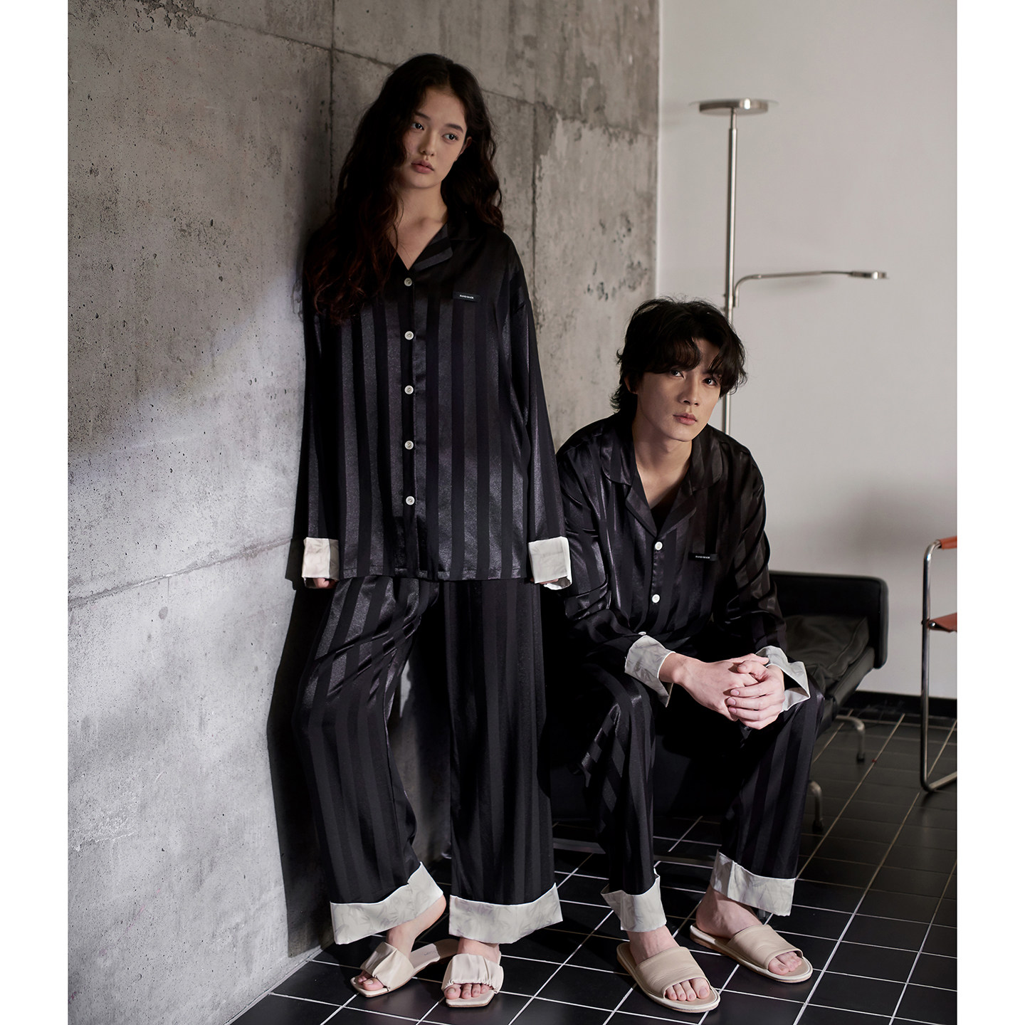 思莉太太情侣睡衣女款冰丝长袖新中式国风黑色高级感男士家居服