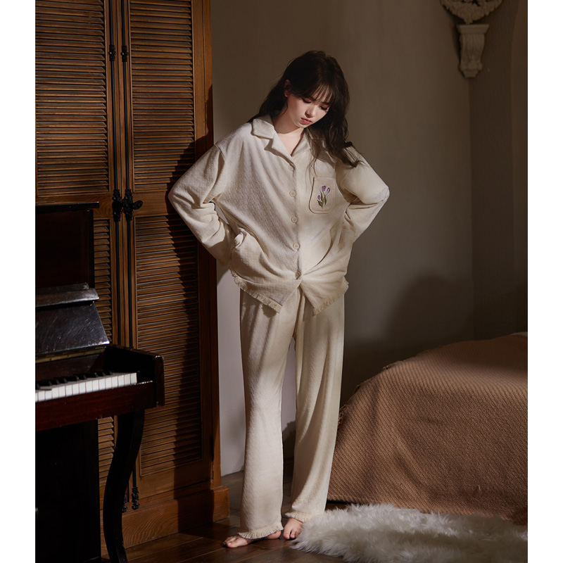 思莉太太女海岛绒冬季睡衣