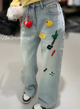 欧洲站25冬季V+.COM洋气时尚高腰显瘦爱心挂饰刺绣直筒加绒牛仔裤