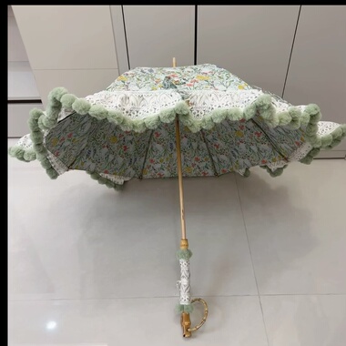 日系高颜值双层绿色莫奈花园木制长柄伞绒球遮阳伞紫外线圆环竹柄