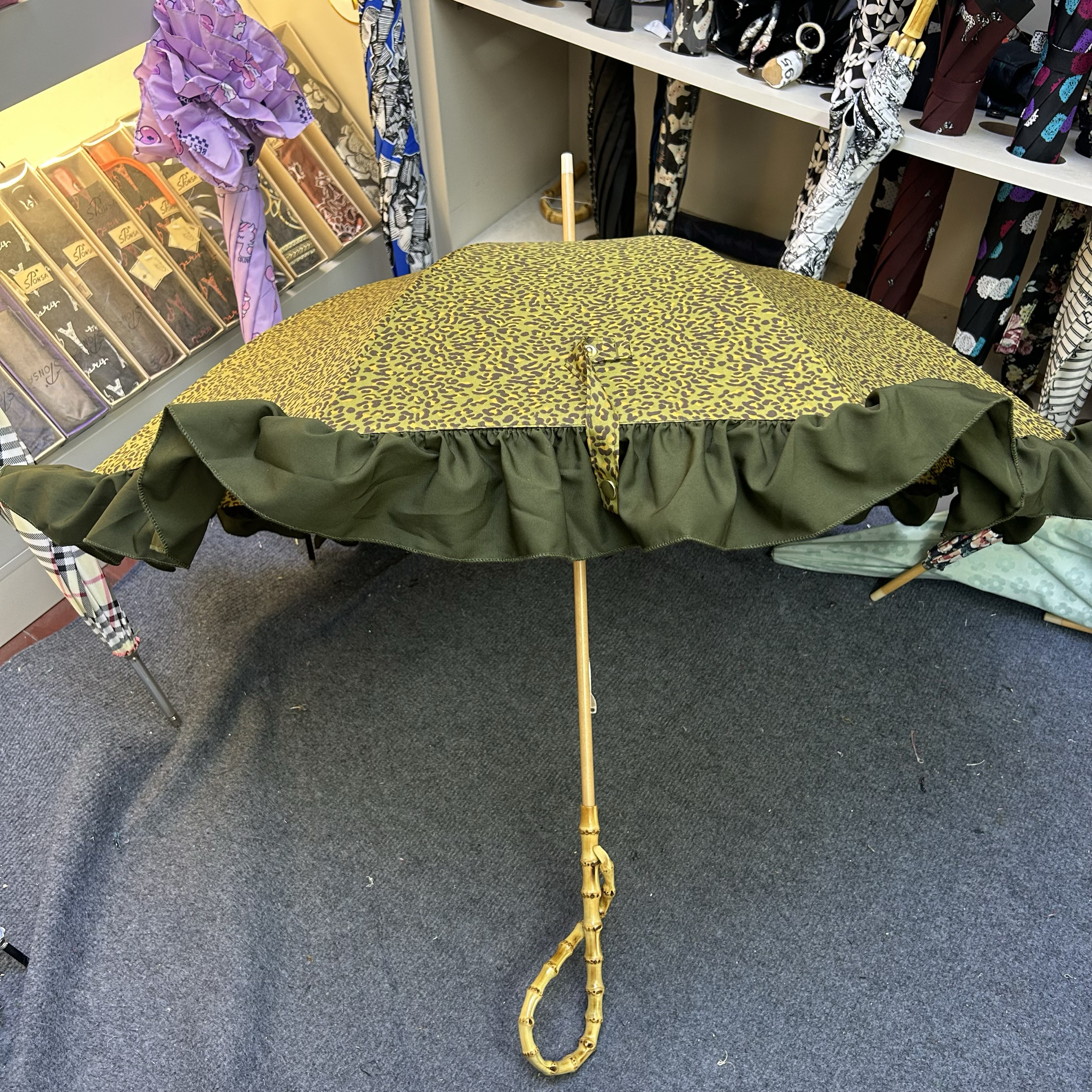 高颜值日系复古豹纹荷叶花边木制太阳伞晴雨两用女竹节直柄防晒伞