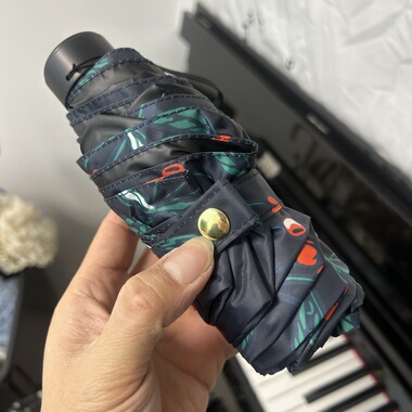 新款超轻防晒太阳伞女晴雨两用折叠防紫外线五折小巧便携樱桃雨伞