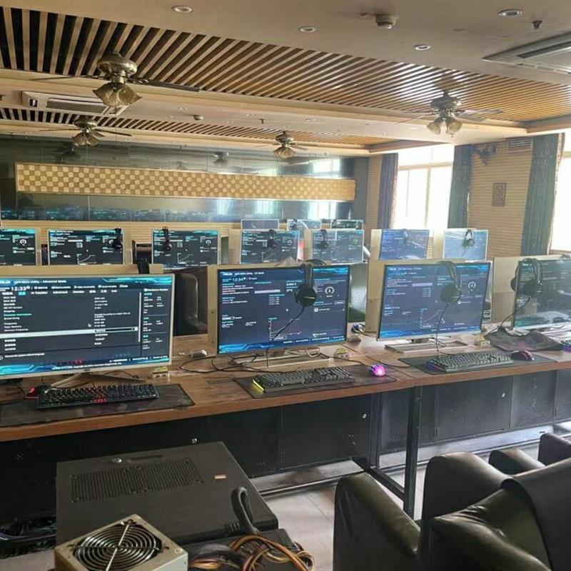 议价 网吧倒闭 80台 32寸aoc超薄显示器 主机