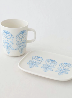 Marimekko Vihkiruusu婚礼玫瑰 浅蓝色素描玫瑰马克杯方盘