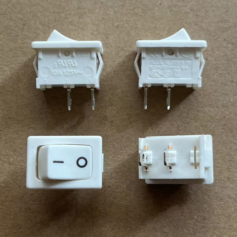 台湾RLEIL船形开关2脚2档 RL3 6A250V 船型翘板电源开关15*21MM