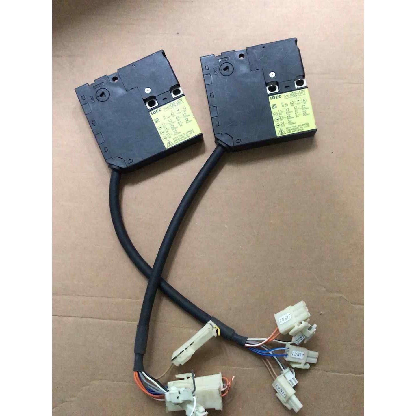 原装进口和泉IDEC小型电磁安全开关HS6E-VM7Y 货号