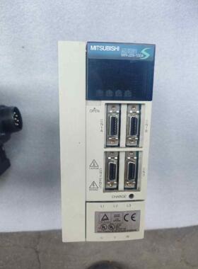 MR-J2S-100A 三菱伺服驱动器，HC-SFS102
