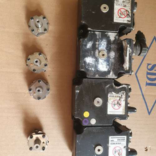 安川机器人编码器UTSAE-B17CLE