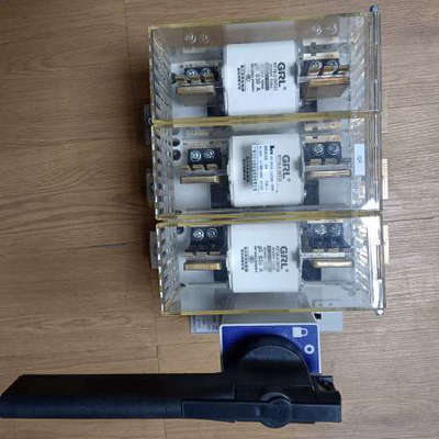 库存隔离开关熔断器组，白云电器，BYGLR-630A/3，不