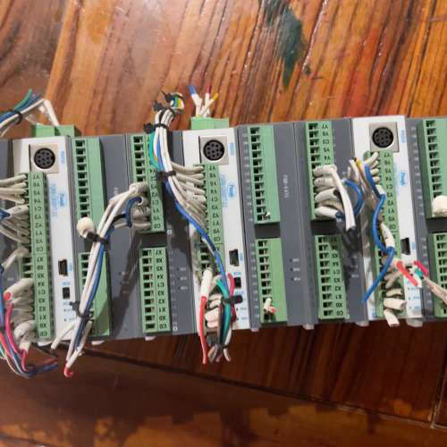 显控plc主机FGRB-C8X8T-2/2、拓展A-E8X8