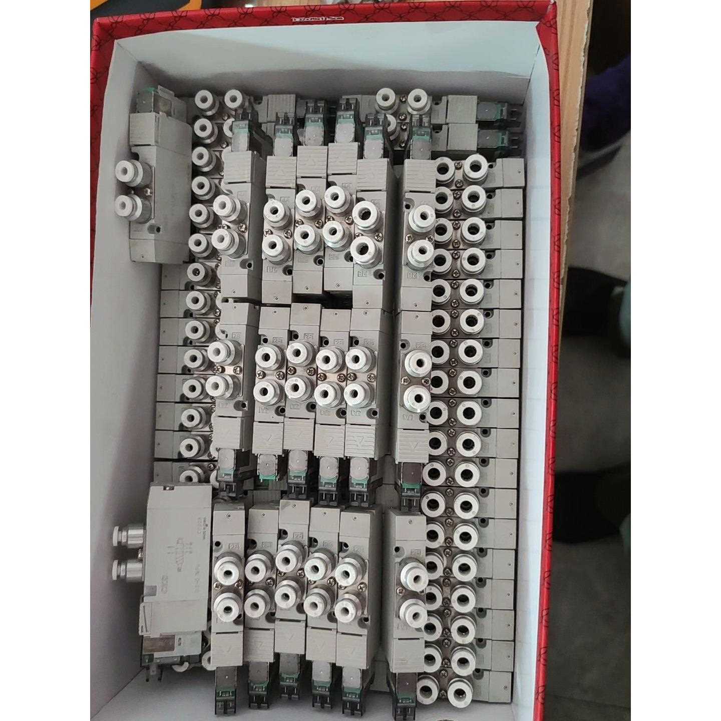 CKD电磁阀4GD219R-C4-E2-3 4GD219R-