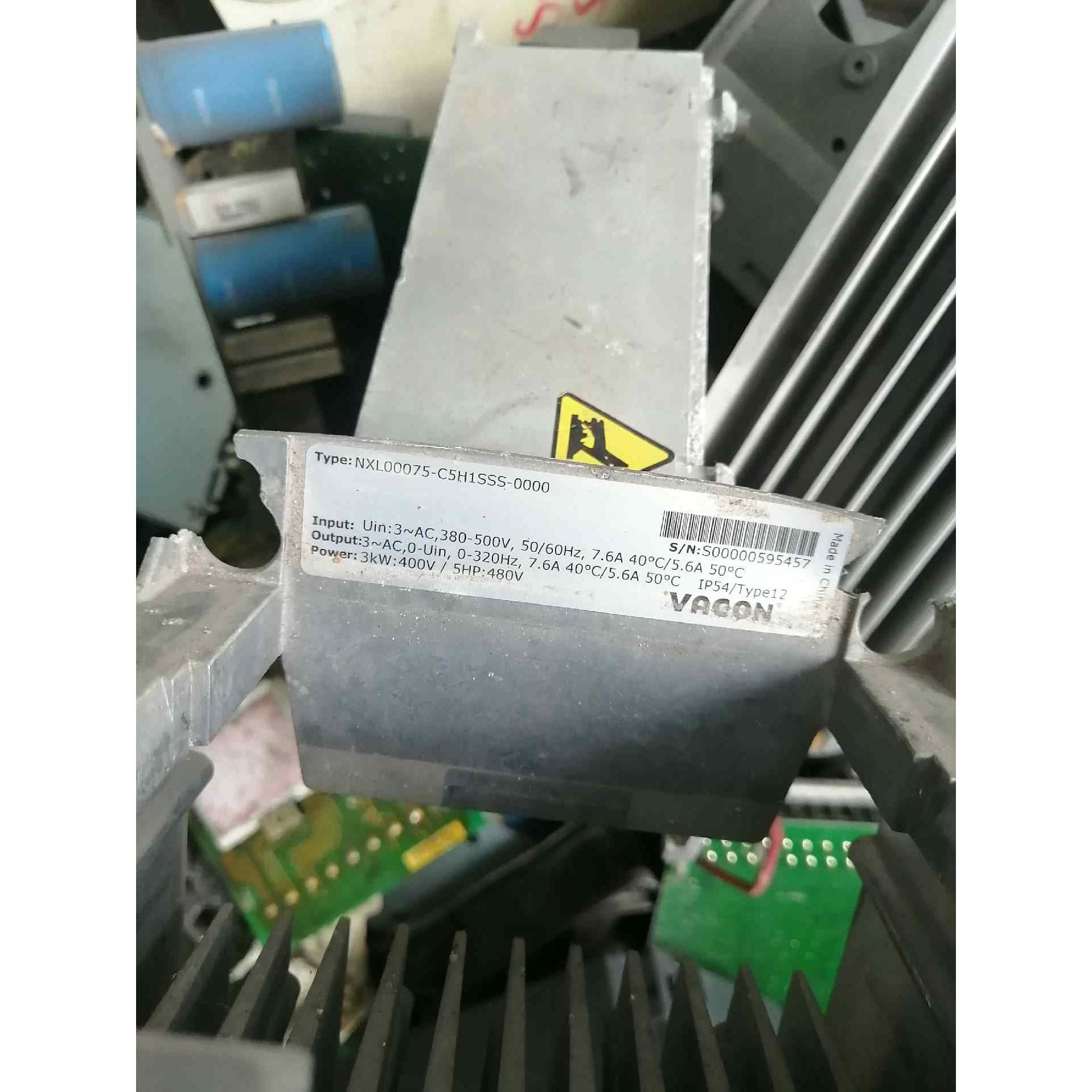 伟肯变频器NXL00075-C5H1SSS-0000