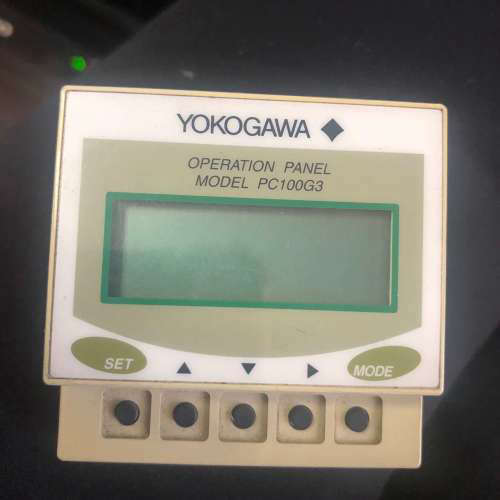 横河伺服器面板PC100G3，功能完好需要的！