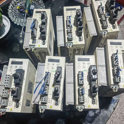 LXM23CU15M3X，刚刚，伺服驱动器，1.5