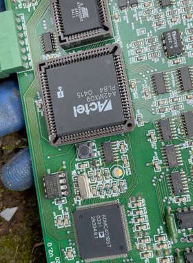 a42mx09、admc401bst！带板子100一张