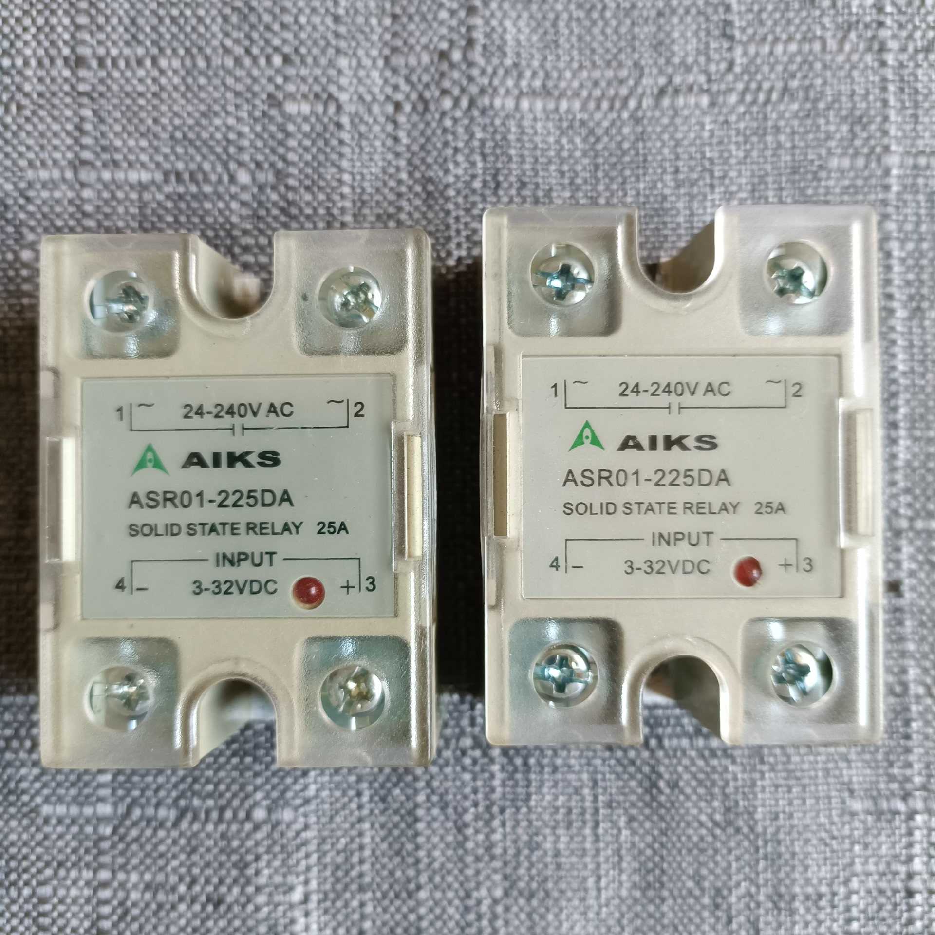 爱克斯单相直流固态继电器ASR01-225DA，2个，