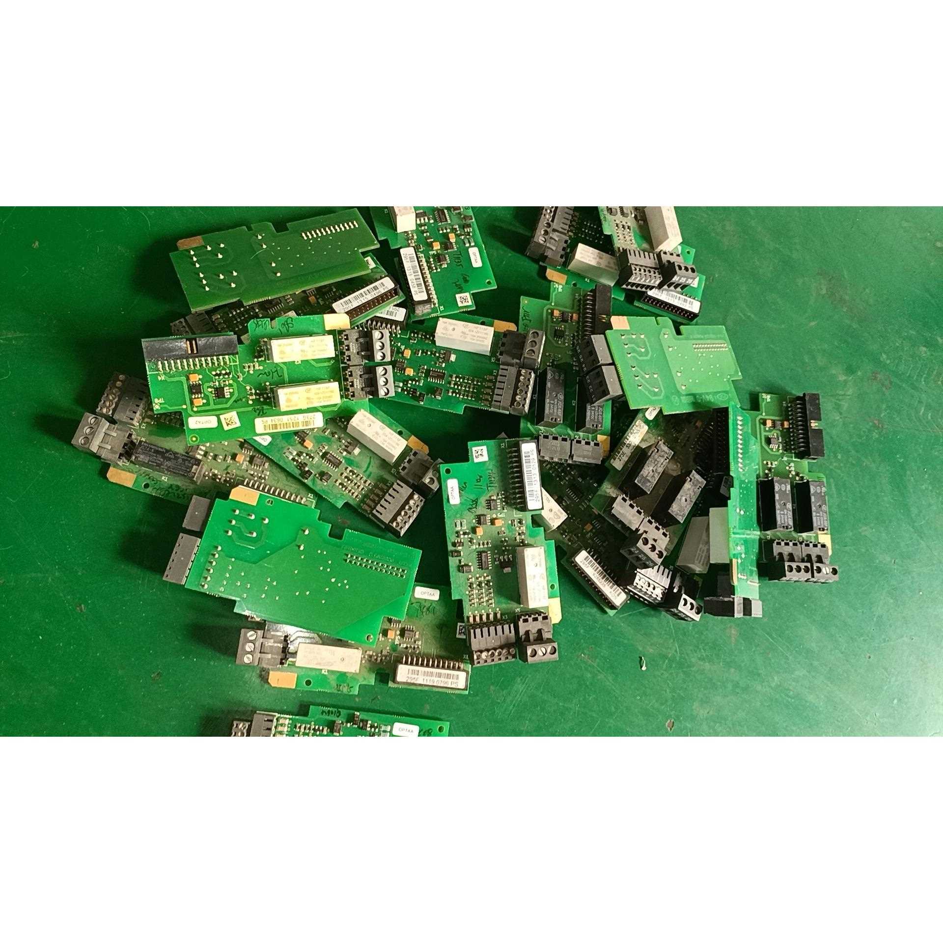 伟肯变频器通讯卡PG卡 OPTAA OPTA2成色漂亮