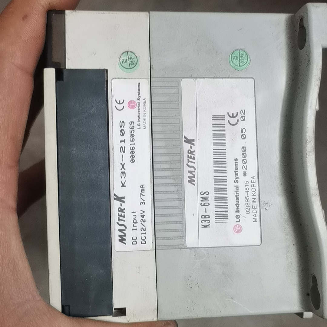 韩国LG PLC K3P-07AS，K3X-201S两个，