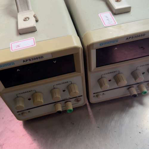 国睿安泰信APS3005D线性电源，30V5A可调直流电源2