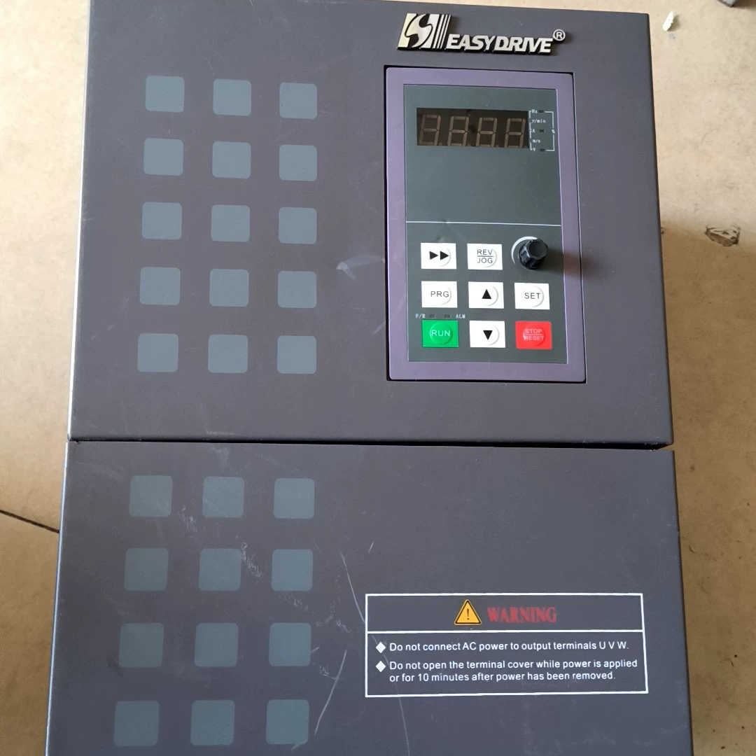 拆机易驱CV3100-4T0150M/4T0185FP  1